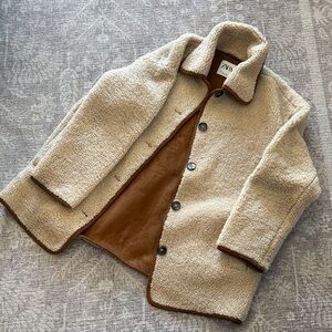 Zara women’s Beige Sherpa Coat